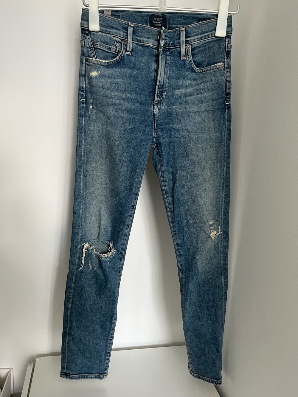 Citizens Of Humanity Medium Blue Distressed Skinny Jeans